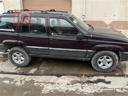 جيب جراند شيروكي